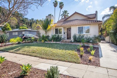 21906 Martinez St, Woodland Hills, CA 91364 - photo 2