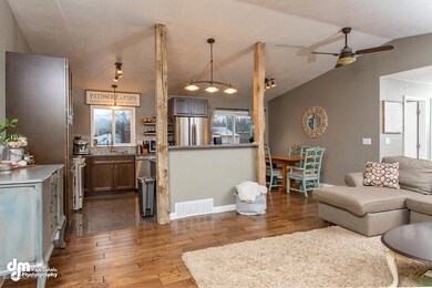 Living Room_Kitchen_5738-SMALL