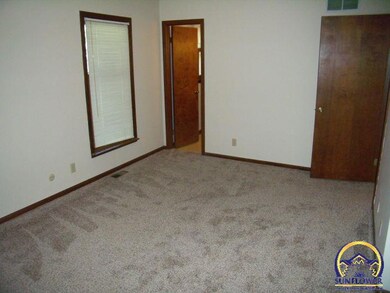 1891 SW 36th Terrace, Topeka, KS 66611 - photo 6