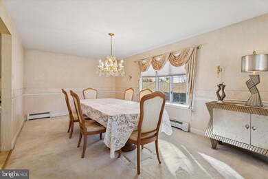 240 N Central Blvd, Broomall, PA 19008 - photo 7