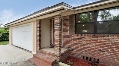 10673 Arnez Rd, Jacksonville, FL 32218 - photo 3