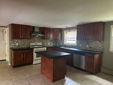 12 Crown St, Spencer, MA 01562 - photo 7