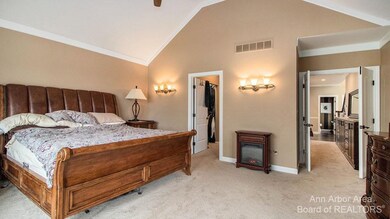 3165 Heather Rd unit 105, Ann Arbor, MI 48108 - photo 5