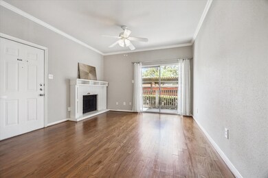 4041 Drake St unit 113, Houston, TX 77005 - photo 2