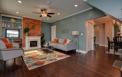 Living Room (2)