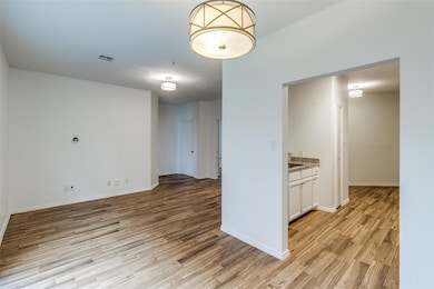 2825 Reagan St unit B, Dallas, TX 75219 - photo 6