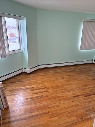 155-69 99th St unit 2nd Floor, Jamaica, NY 11414 - photo 5