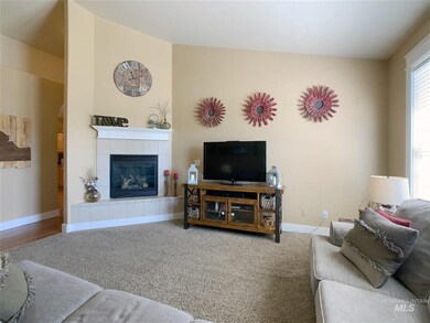 909 Starlight Loop, Twin Falls, ID 83301 - photo 4