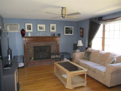 106 Fawn Ln, Nashua, NH 03064 - photo 3