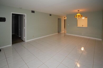 9110 Fairbanks Ln unit 3, Boca Raton, FL 33496 - photo 4