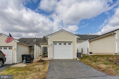 1554 Foresman Dr, Pottstown, PA 19464 - photo 4