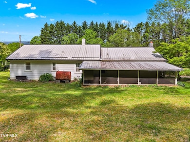 002-1900MountainViewAvenue-Kingsport-TN-