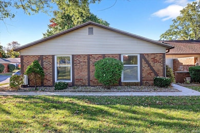 1157 E Commons Dr, Bloomington, IN 47401 - photo 2