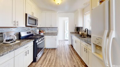 1445 Melarkey St, Winnemucca, NV 89445 - photo 6