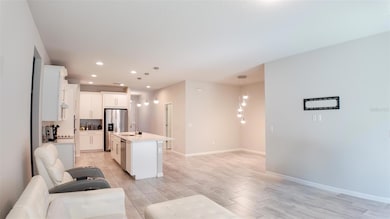 12937 Satin Lily Dr, Riverview, FL 33579 - photo 3