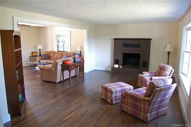 129 Keystone Dr, Asheville, NC 28806 - photo 3