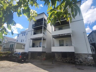 139 May St, Lawrence, MA 01841 - photo 4