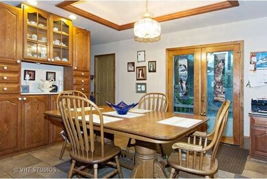 122 E Tyler St, Oswego, IL 60543 - photo 7