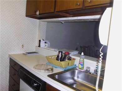 Kitchen. kitchen open to livingroom
