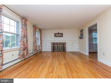 1123 Olive St, Coatesville, PA 19320 - photo 3