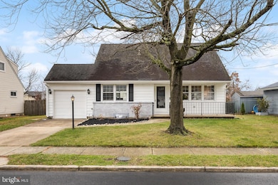 23 Mark Twain Dr, Trenton, NJ 08690 - photo 2