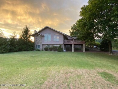 1090 Mahoning Dr W, Lehighton, PA 18235 - photo 6