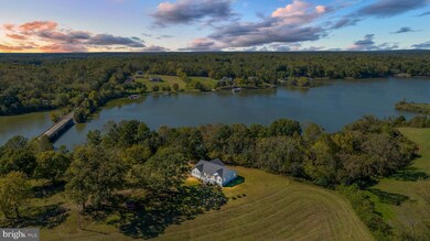 16025 Days Bridge Rd, Mineral, VA 23117 - photo 4