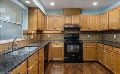 47 Glory Dr, Lake Placid, FL 33852 - photo 6