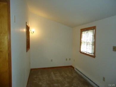 2252 Dorothy Way, Allentown, PA 18109 - photo 6