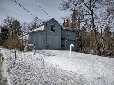 172 Clinton St, Concord, NH 03301 - photo 2