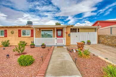 1134 Belen Rd, El Paso, TX 79915 - photo 4
