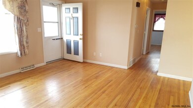 27 Margaret Dr, Albany, NY 12211 - photo 5