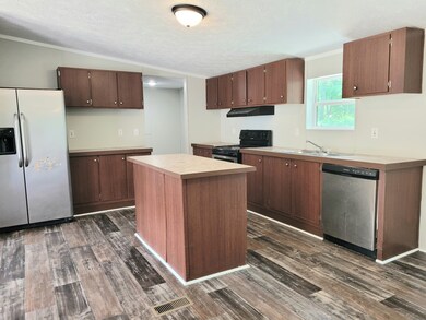 3387 Sparta Hwy unit 3387, Crossville, TN 38572 - photo 6