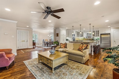 7253 Alexander Dr, Dallas, TX 75214 - photo 7