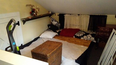 10 Ems R4e1 Ln, Pierceton, IN 46562 - photo 5