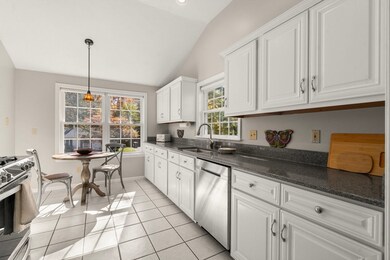 154 Danforth St, Framingham, MA 01701 - photo 6