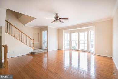 25374 Peaceful Terrace, Aldie, VA 20105 - photo 5