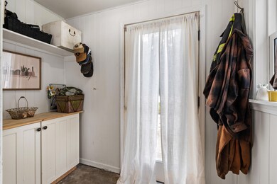 638 W Sycamore St, Wayland, MI 49348 - photo 6