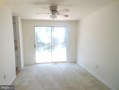 1481 Key Pkwy, Frederick, MD 21702 - photo 5