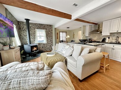 631 Aumack Ave, Keyport, NJ 07735 - photo 7