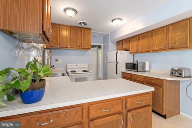 2502 Kevin Ln, Bowie, MD 20715 - photo 6