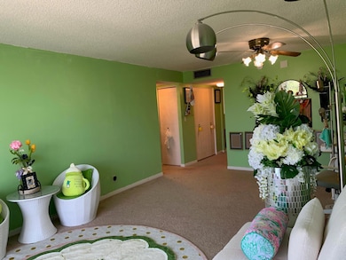 Breakwaters unit 36, West Palm Beach, FL 33401 - photo 5