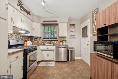 7805 Anita Dr, Philadelphia, PA 19111 - photo 7