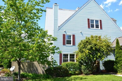 12859 Mill Brook Ct, Woodbridge, VA 22192 - photo 4