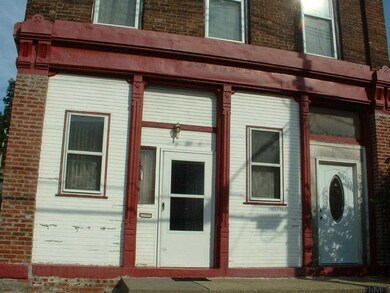 136 9th St, Troy, NY 12180 - photo 5