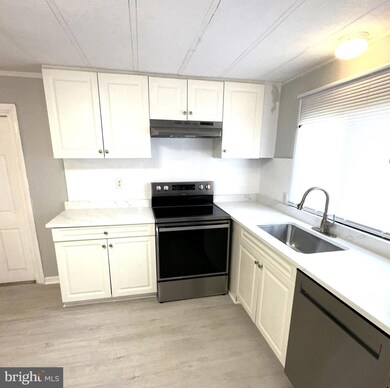 1501 Flanders Ln unit TRLR J, Harwood, MD 20776 - photo 6