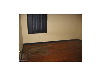 19018 Maple Heights Blvd, Maple Heights, OH 44137 - photo 6