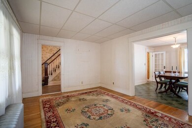 61 Maple St, West Springfield, MA 01089 - photo 7