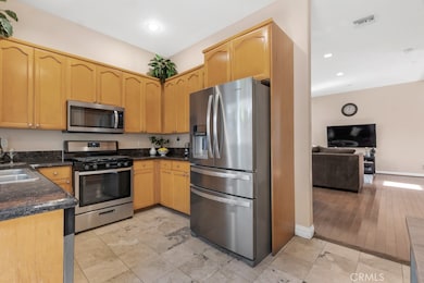 12642 Ralston Ave unit 1, Sylmar, CA 91342 - photo 3