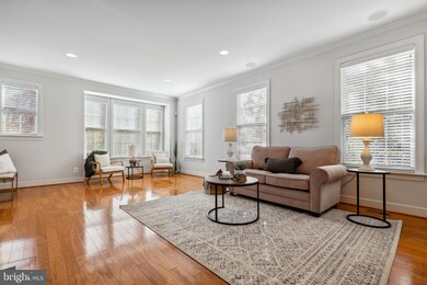 2083 Hunting Creek Ct, Alexandria, VA 22303 - photo 6